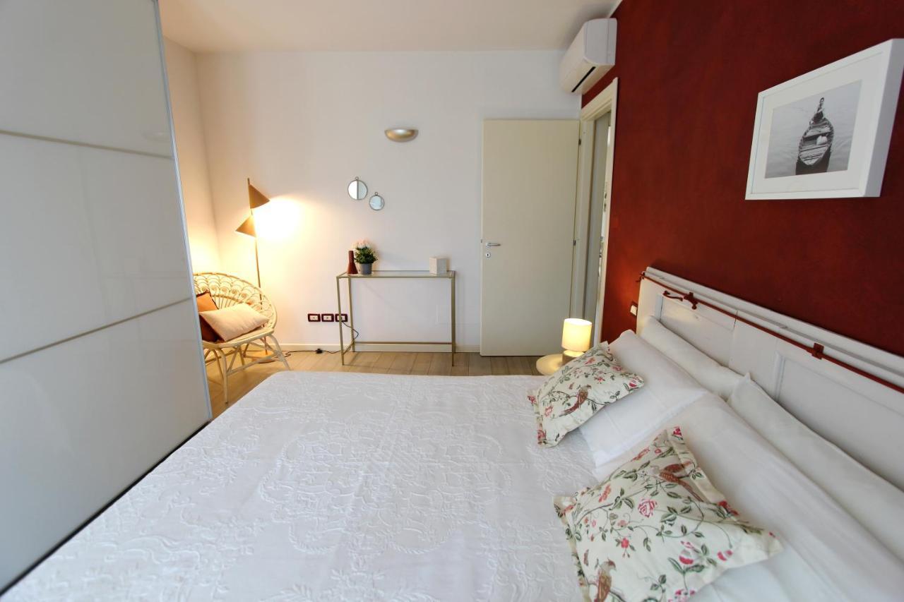 La Casa Di Cele Leilighet Desenzano del Garda Eksteriør bilde